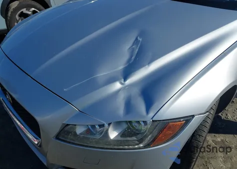 2017 Jaguar Xf 35T z USA, uszkodzony, nr VIN SAJBR4BV5HCY33559